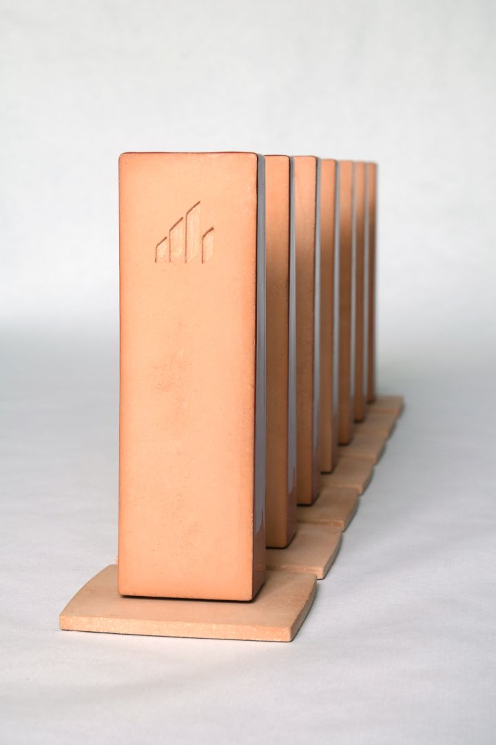 BrickAward003